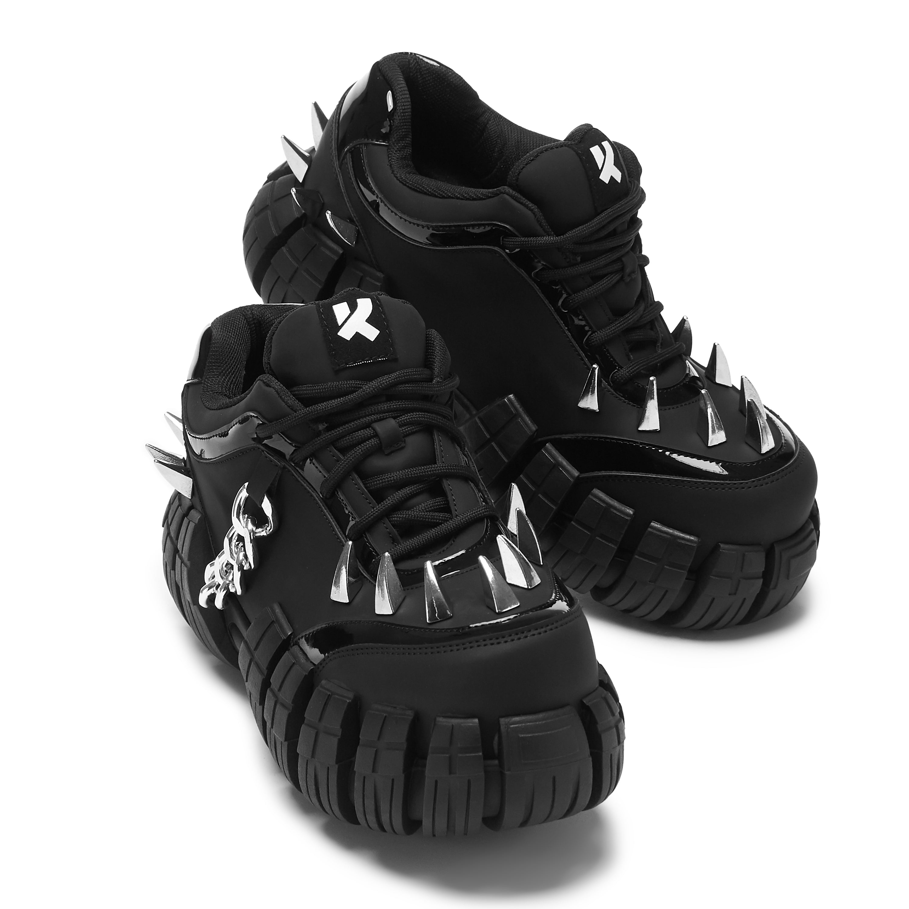 deathbrand_trainers_5