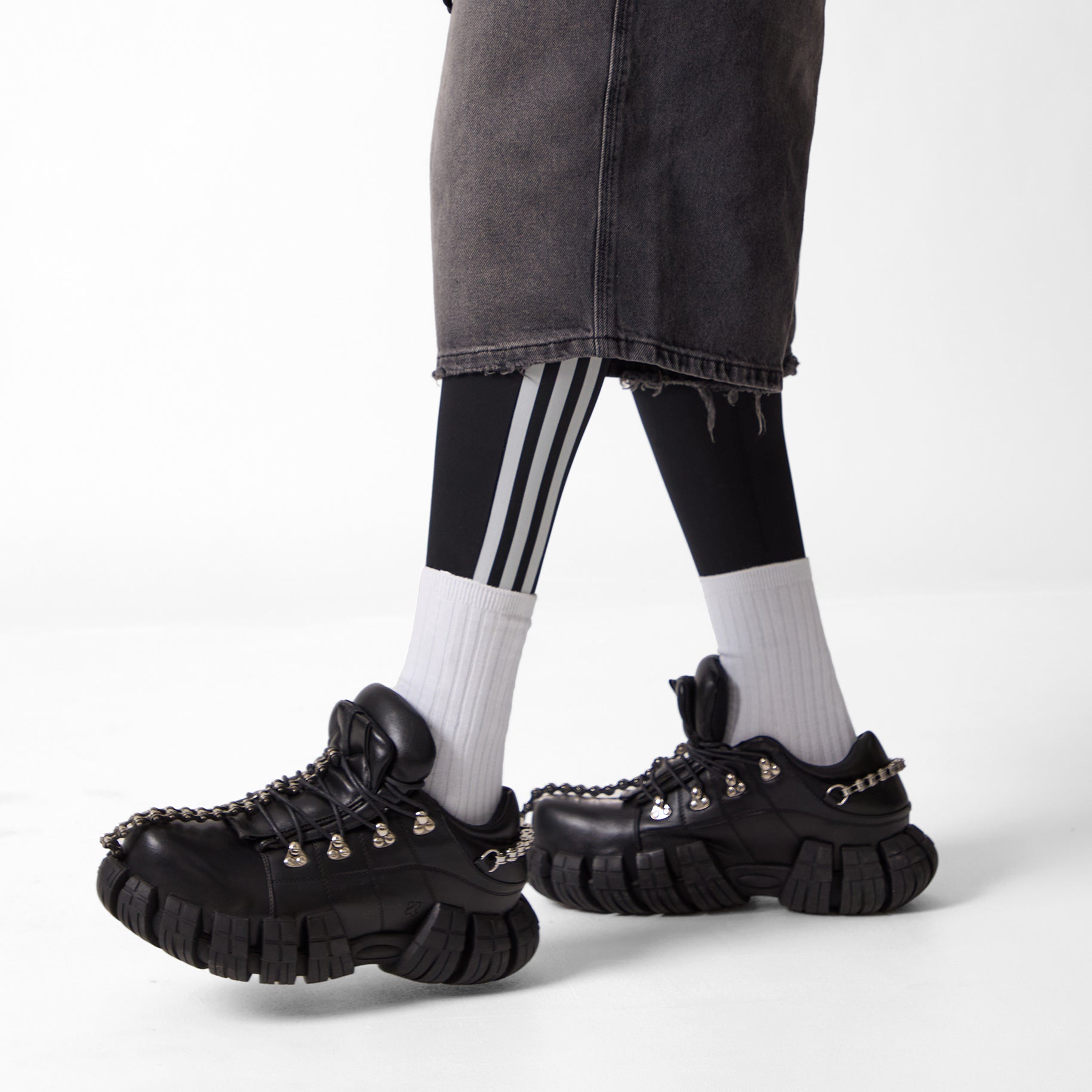 Invading Rapture Men's Bike Chain Trainers