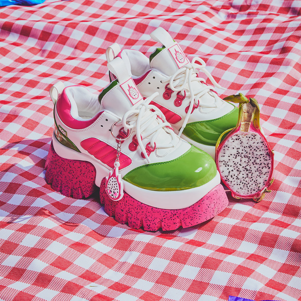 KOI_Dazzleberry Dragon Trainers