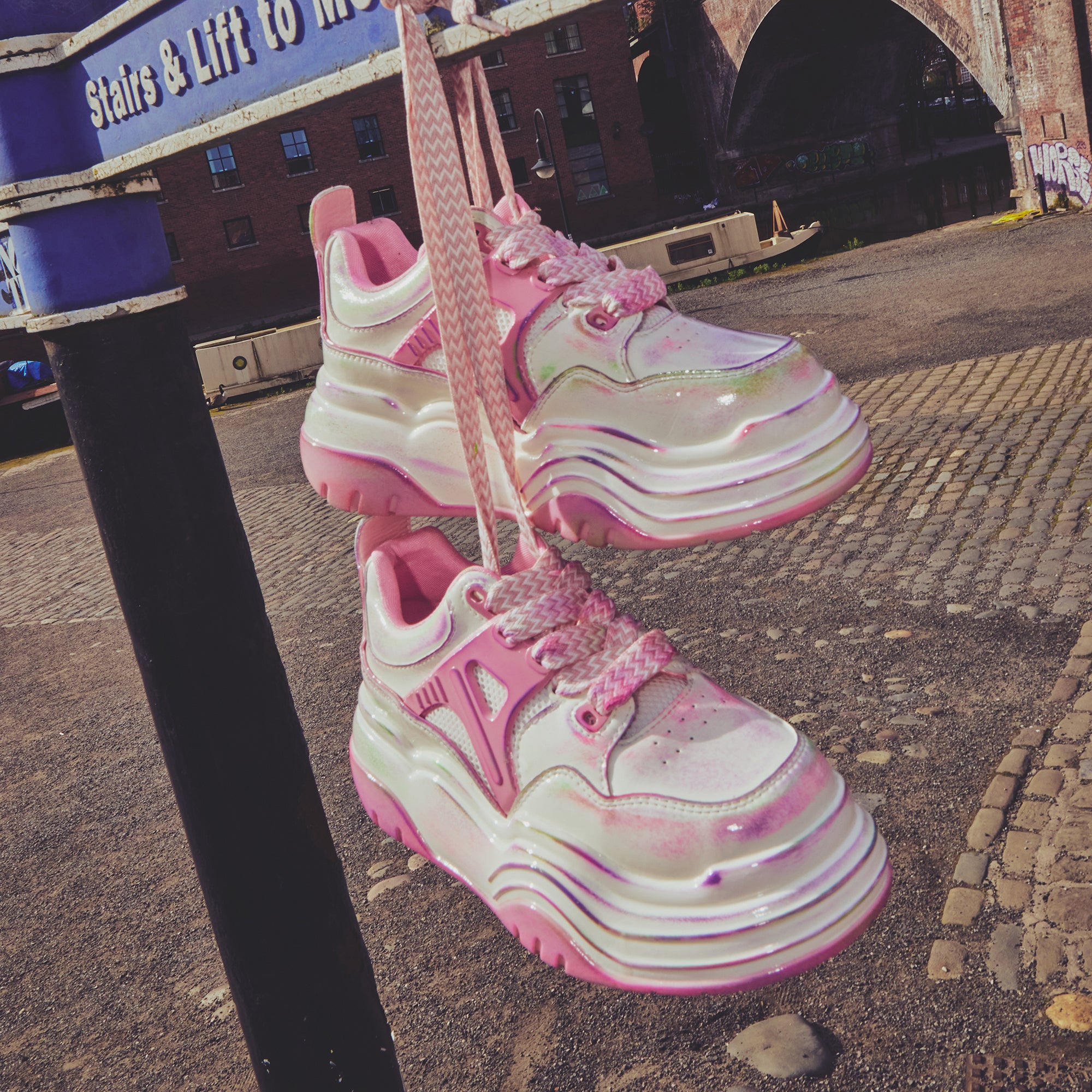 KOI_Kaleidoscopic Platform Trainers-MOD2