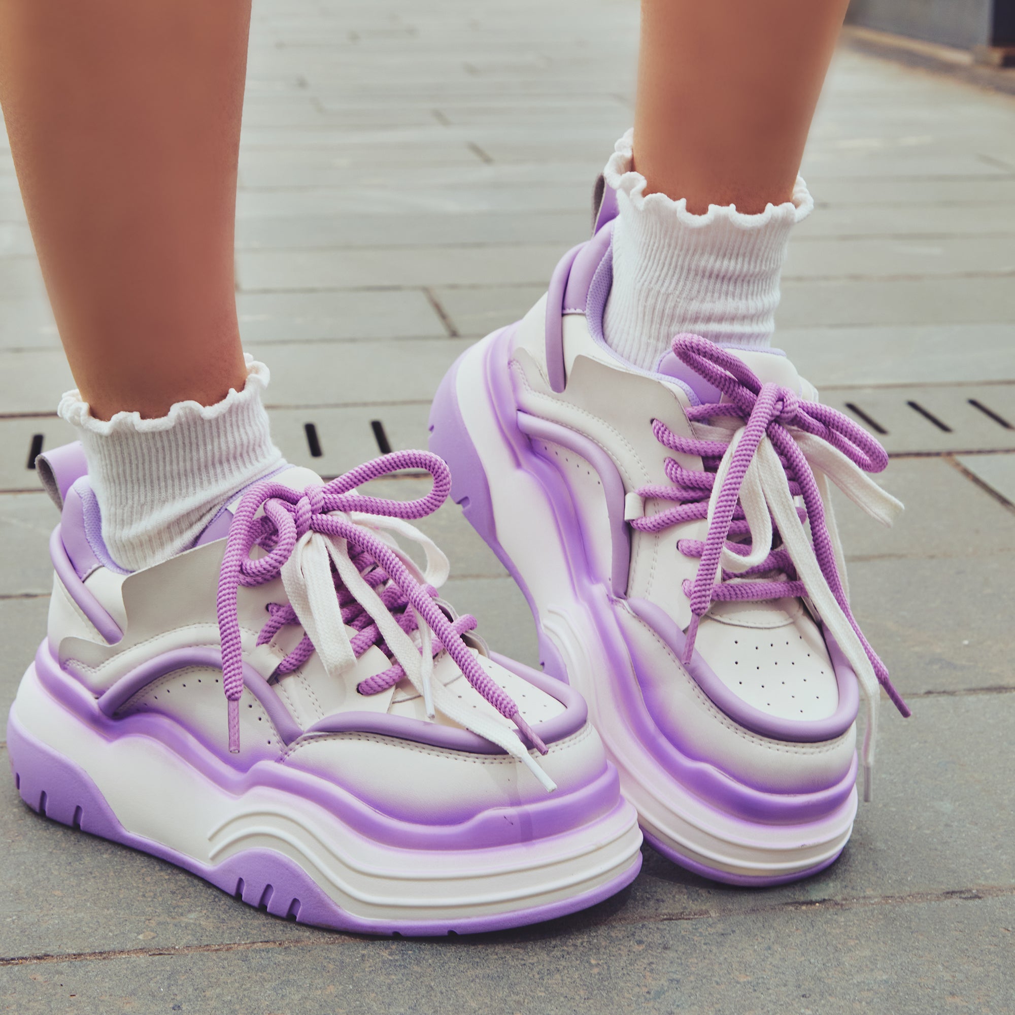 KOI_Neon Reef Platform Trainers_MOD